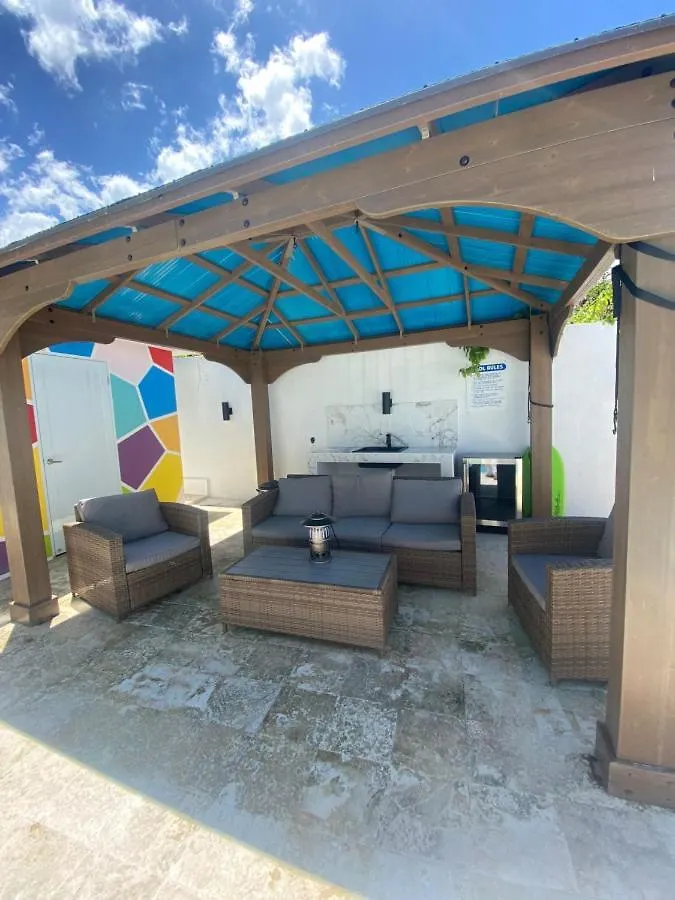 Sea Breeze Tunnel Hideaway 6 Apartment Quebradillas